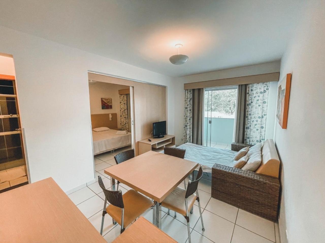 Apartamento Pontal do Lago *